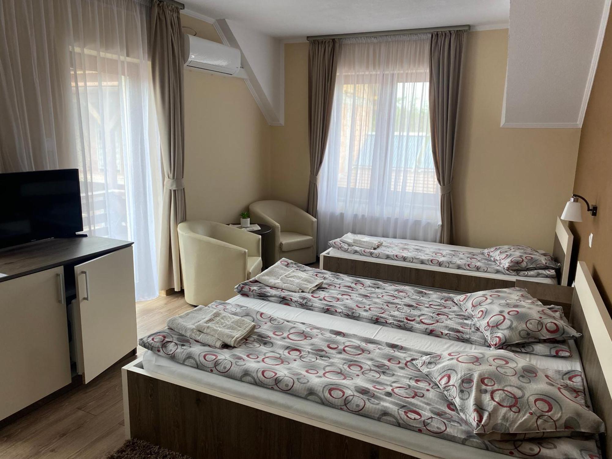 Farkas Panzio Bed & Breakfast Praid Exterior foto