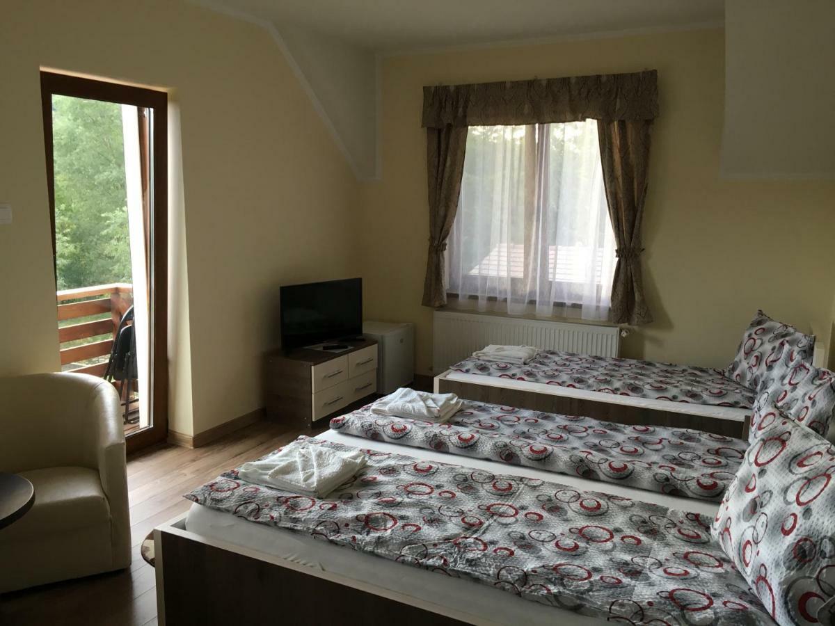 Farkas Panzio Bed & Breakfast Praid Exterior foto